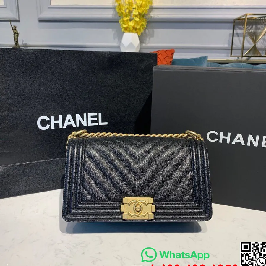 Chanel Chevron Zēnu Soma 25 Cm Kaviāra āda Antīka Zelta Aparatūra 2019. Gada Rudens/ziemas 1. Kolekcija, Melna