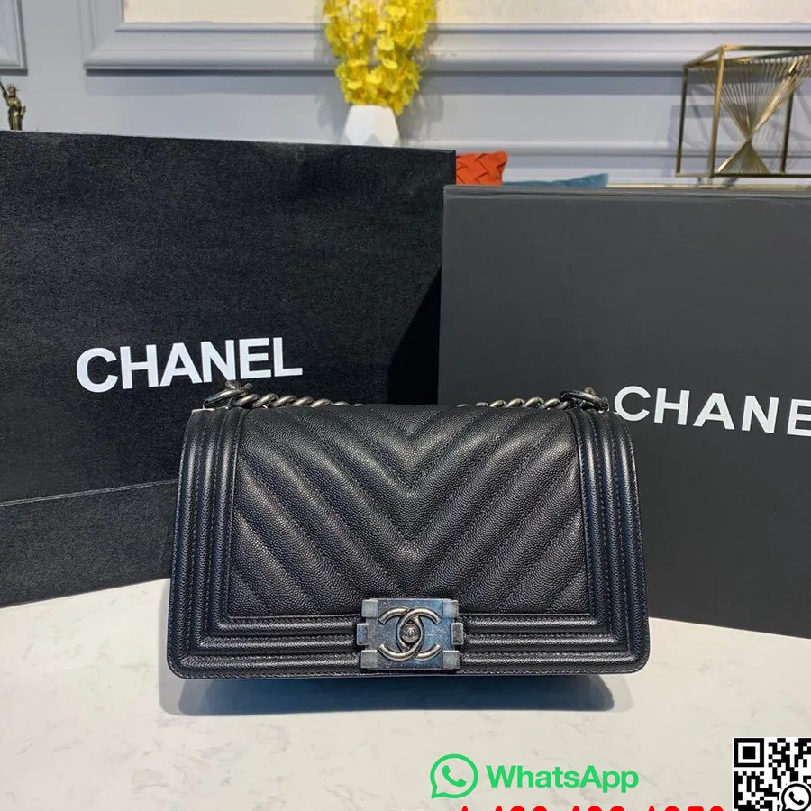 Chanel Chevron Zēnu Soma 25 cm Kaviāra āda Antīka Sudraba Aparatūra 2019. gada Rudens/ziemas 1. kolekcija, Zelts