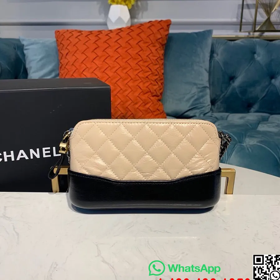 Chanel Gabrielle Mini Kabelka Tulák 18cm Zlaté Kování Z Teletiny Kůže Jaro/léto Kolekce 1 2019, černá/béžová