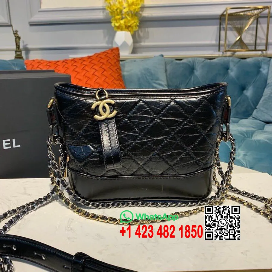 Chanel Gabrielle Hulkurkott 20cm Vananenud Vasikanahast Kevad/suvi Act 1 2019 Kollektsioon, Must