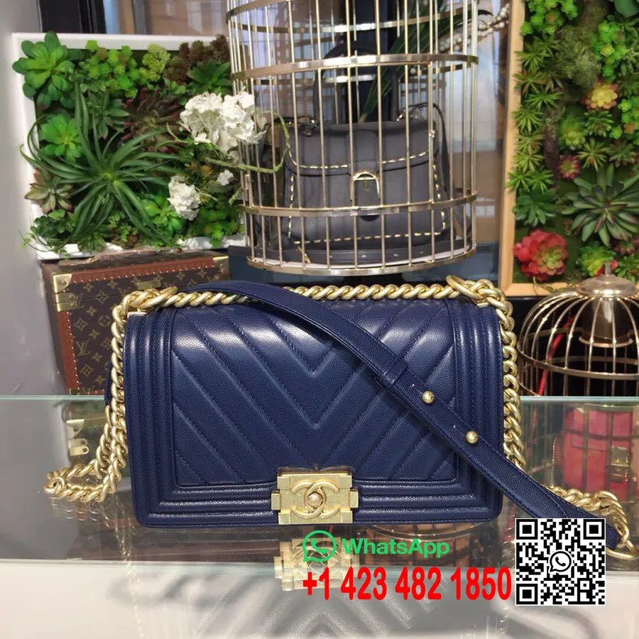 Borsa Chanel Chevron Boy 25 Cm Pelle Caviale Hardware Dorato Collezione Primavera/estate 2018 Atto 1, Blu Navy