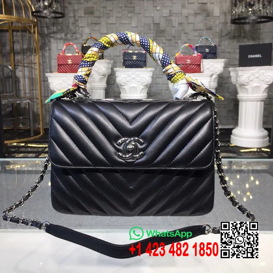 Chanel Trendy Cc Chevron Taška S Horní Rukojetí 25 Cm Teletina Kůže Stříbrný Hardware Jaro/léto 2019 Akt 1 Kolekce, černá