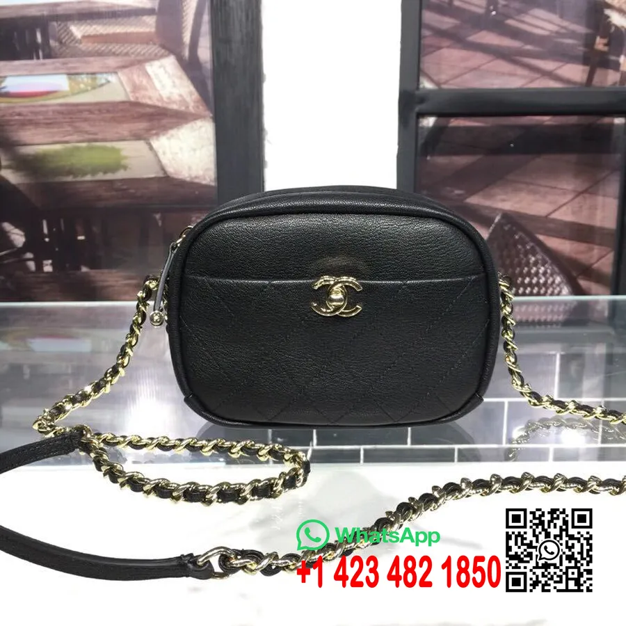 Chanel Casual Trip Kaamerakott 20cm Kullast Riistvara Lambanahast Cruise 2019 Kollektsioon, Must