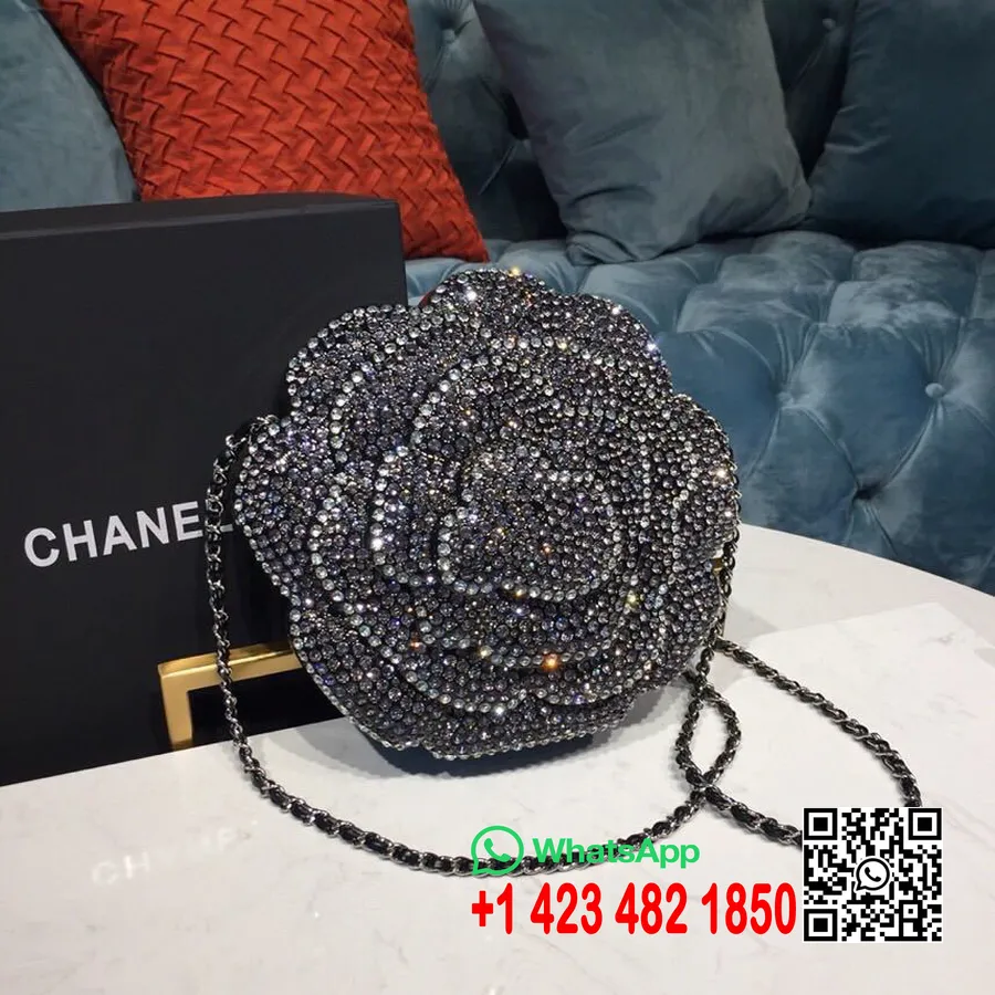 Chanel Evening In The Forest Kamelya Gece Çantası 20cm Reçine/Stras Altın Donanım Sonbahar/Kış 2018 Koleksiyonu, Siyah/Beyaz