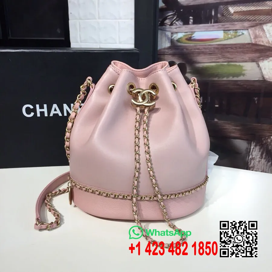 Bolsa Com Cordão Chanel Pele De Cordeiro/couro De Bezerro Granulado Ferragens Douradas Primavera/verão 2019 Coleção Ato 1, Rosa