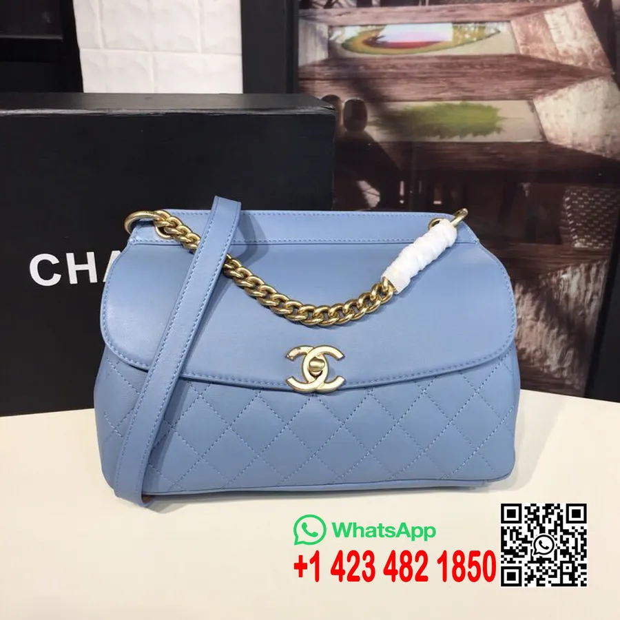 Bolso Chanel Acolchado Con Solapa Curvada 25 Cm Piel De Cordero Herrajes Dorados Colección Primavera/verano 2019 Acto 1, Azul Cl