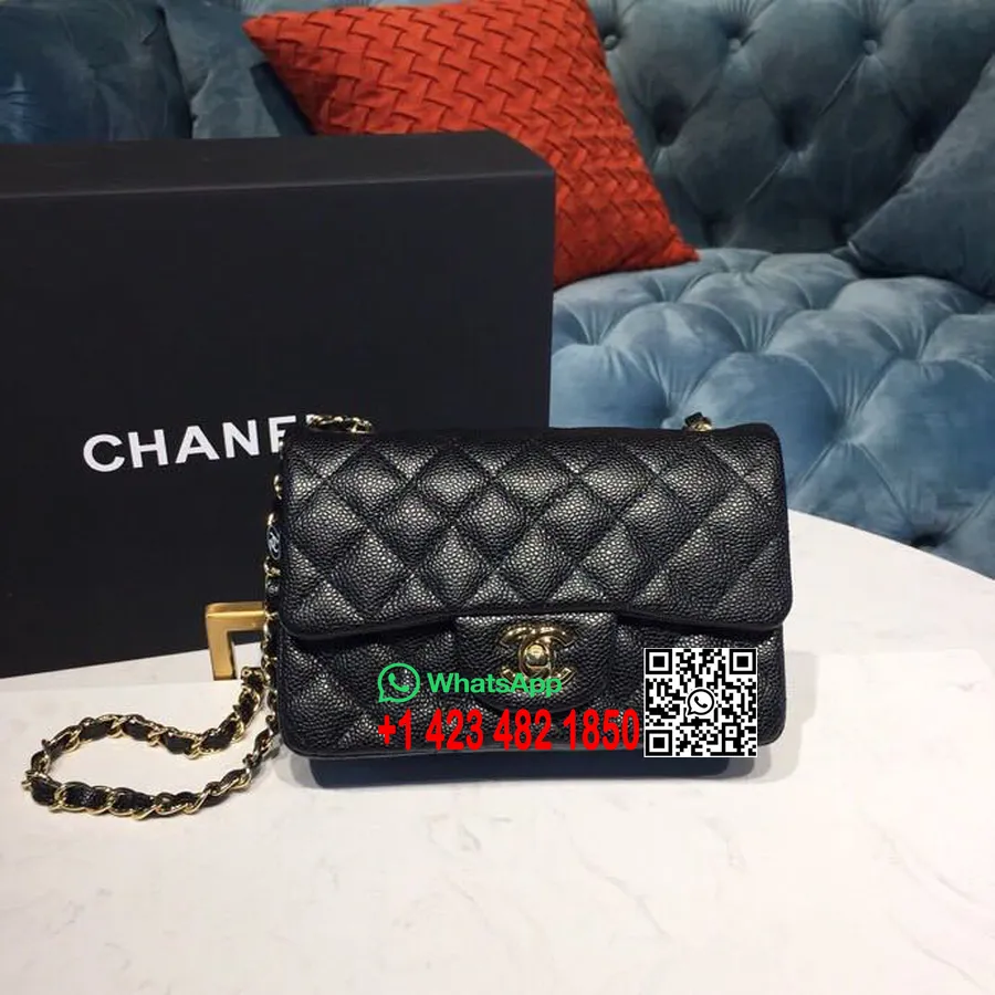 Chanel Klassinen Läppä Pieni Laukku 20cm Kaviaari Lampaannahkaa Kultaa Hardware Cruise 2019 Kokoelma, Musta