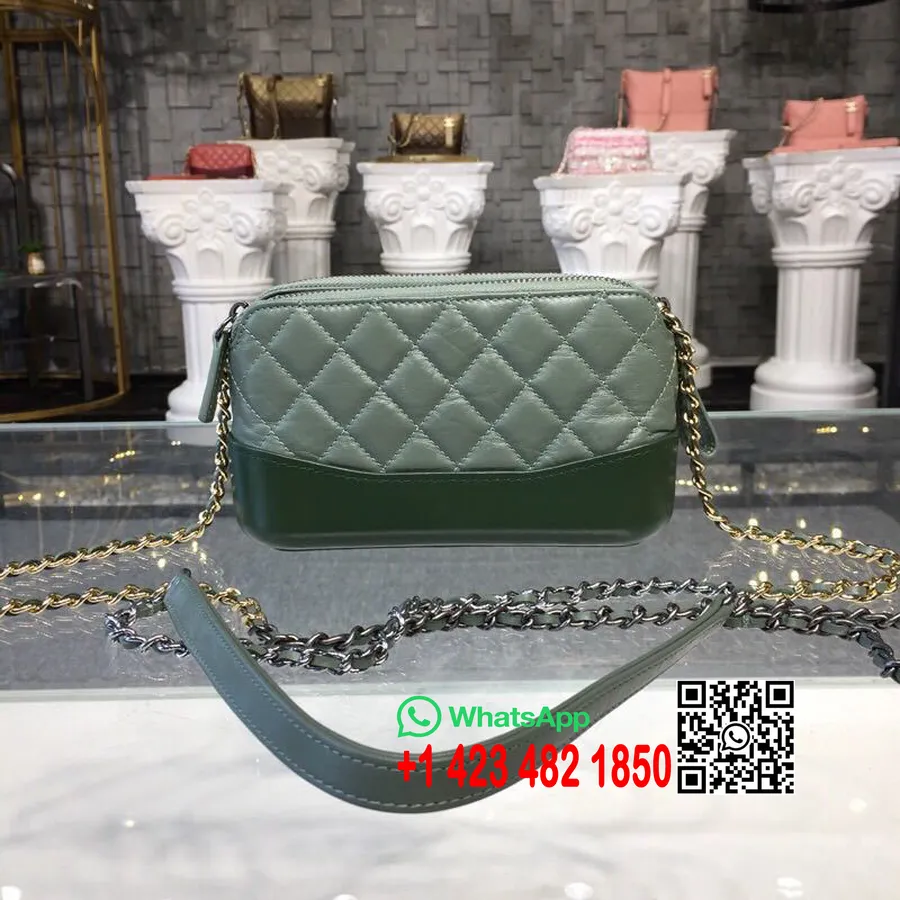 Chanel Gabrielle Mini Hobo Tas 18cm Gouden Hardware Lamsleer Herfst/winter Act 1 2018 Collectie Groen