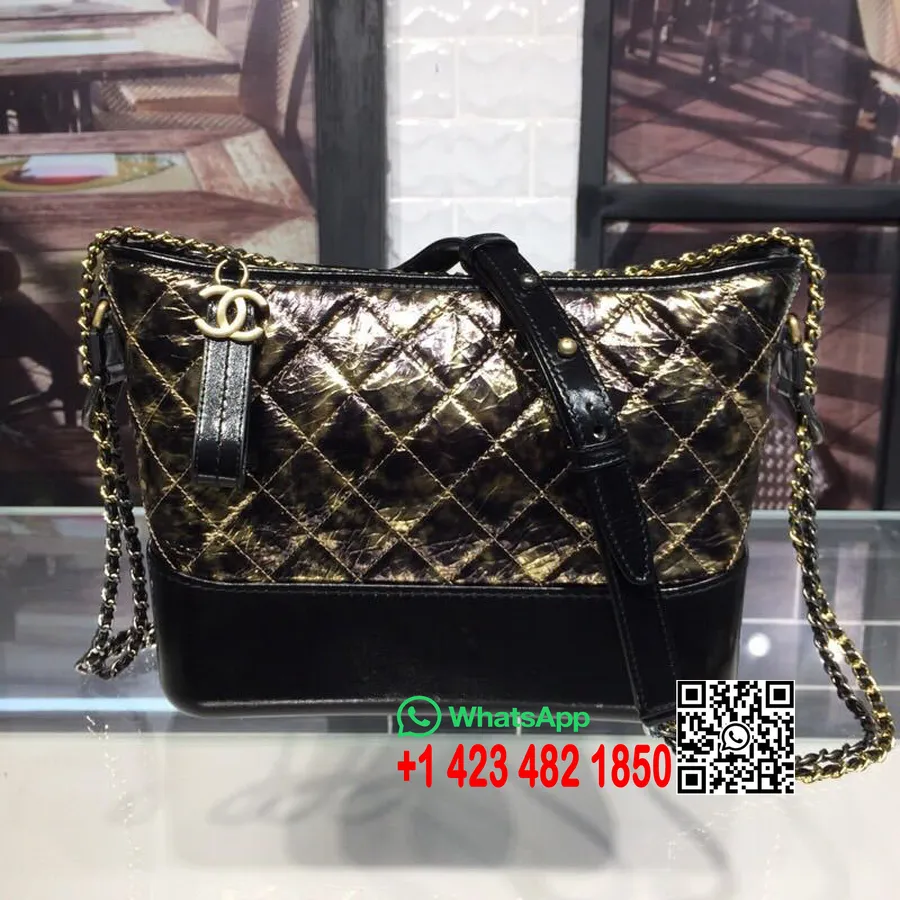 Chanel Gabrielle Suur Hulkurkott 28cm Metallist Kortsus Kitsenahast Sügis/talvine Tegu 2 2018 Kollektsioon, Must/kuldne