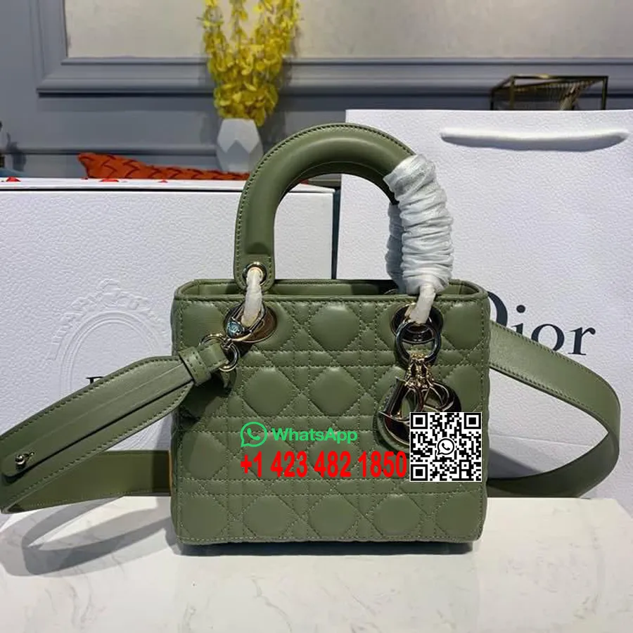 Bolsa Christian Dior Lady Dior 20 Cm Com Detalhes Dourados Em Couro De Pele De Cordeiro Coleção Primavera/verão 2020, Verde Oliv