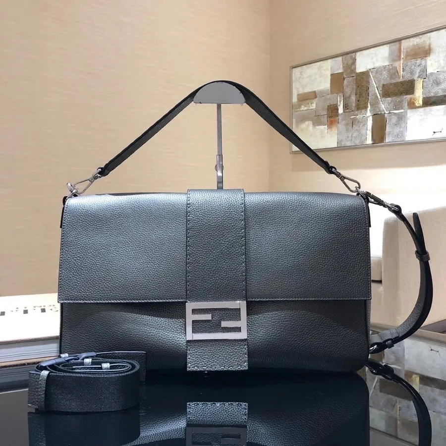 Fendi Ff Baguette Geantă De Umăr, 42 Cm, Piele De Vițel, Colecția Toamnă/iarna 2020, Gri