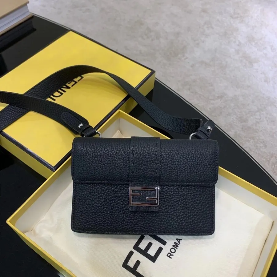 Сумка через плечо Fendi Ff 3way поясная/сумка на плечо из телячьей кожи, коллекция осень/зима 2020, черный