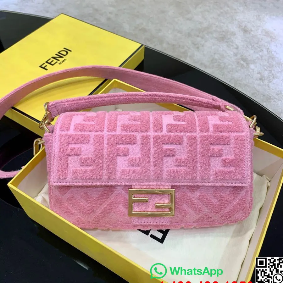 Fendi Ff Baguettetas Met Reliëf 26 Cm Collectie Lente/zomer 2020, Roze