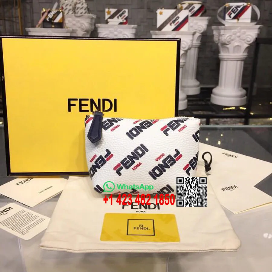 Pochette à Monnaie Fendi X Fila Mania 12cm Cuir De Veau Collection Printemps/été 2019, Blanc