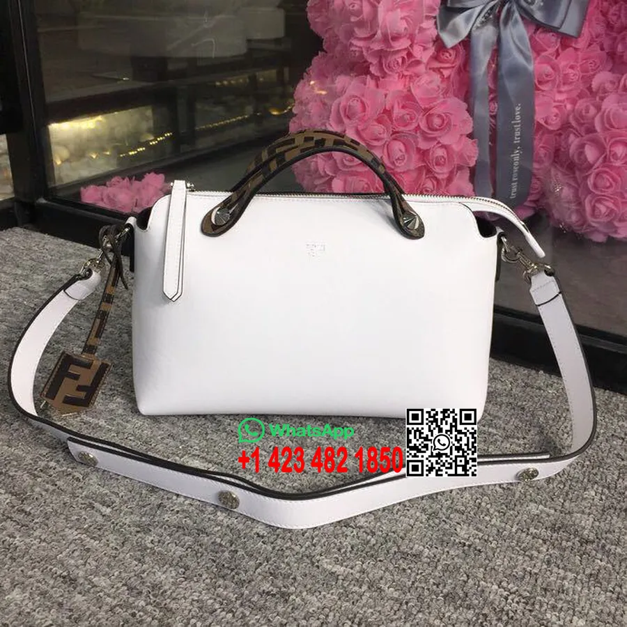 Fendi By The Way Ff Logo Normal çanta 28cm Ilkbahar/yaz 2019 Koleksiyonu, Beyaz