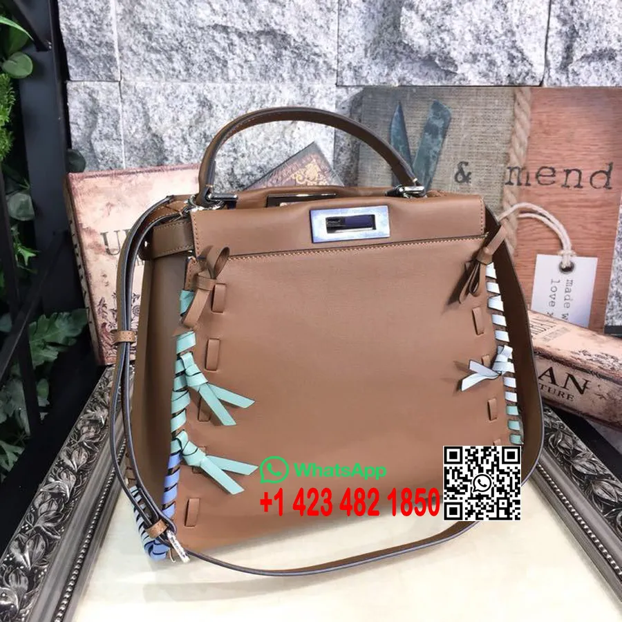 Fendi Gjengede Sløyfer Peekaboo Bag 33cm Kalveskinn Vår/sommer 2019 Kolleksjon, Brun