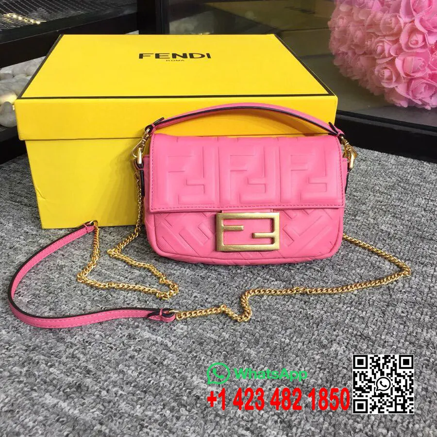 Fendi Ff Kabartmalı Baget çanta 18cm İlkbahar/Yaz 2019 Koleksiyonu, Pembe