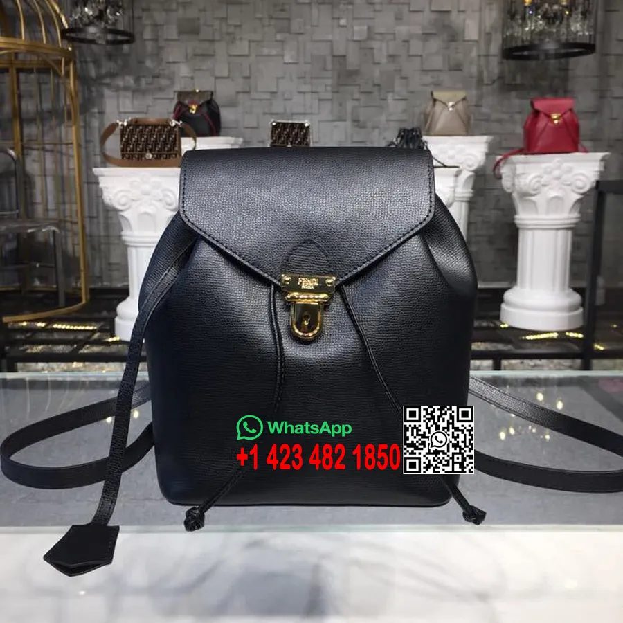 Fendi F Logo Ryggsekk Bag Kalveskinn 26 Cm Før Høsten 2018 Kolleksjon, Svart