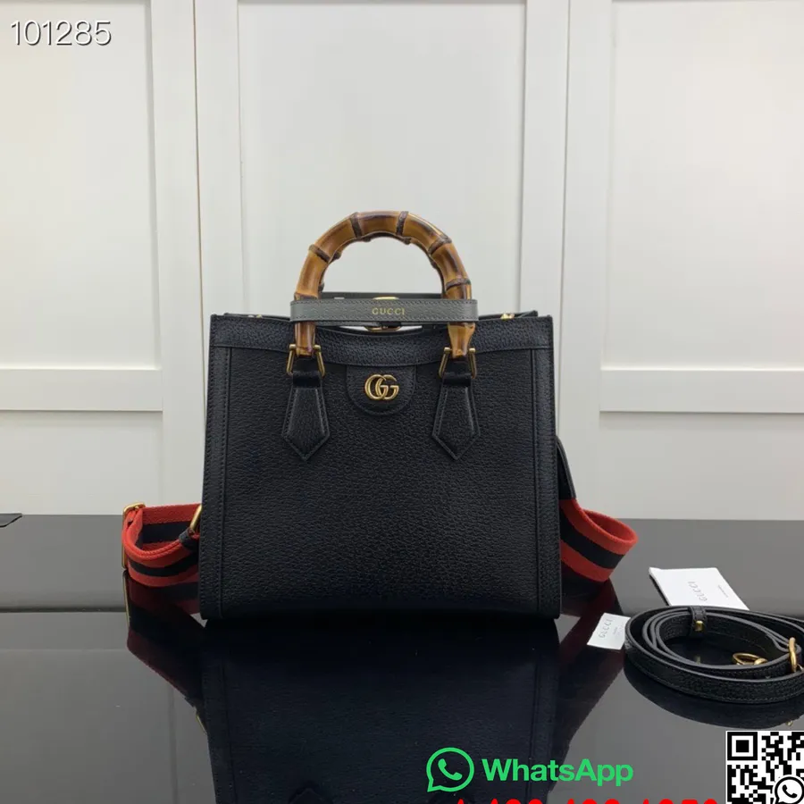 Malá Kabelka Gucci Diana 27 Cm 702721 Kolekcia Jeseň/zima 2022 Z Teľacej Kože, čierna