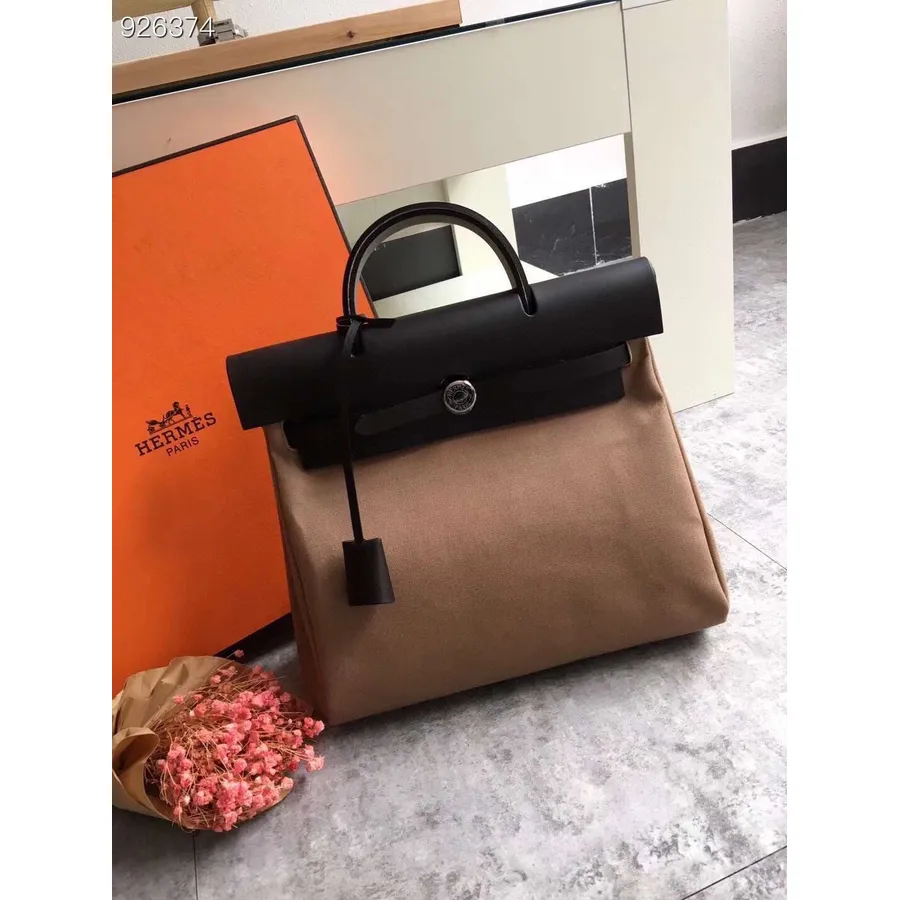 Hermes Toile H Herbag Sac A Dos Rucsac 2 în 1 Pm 30 Cm Pânză De Bumbac Hardware Paladiu, Coniac/negru