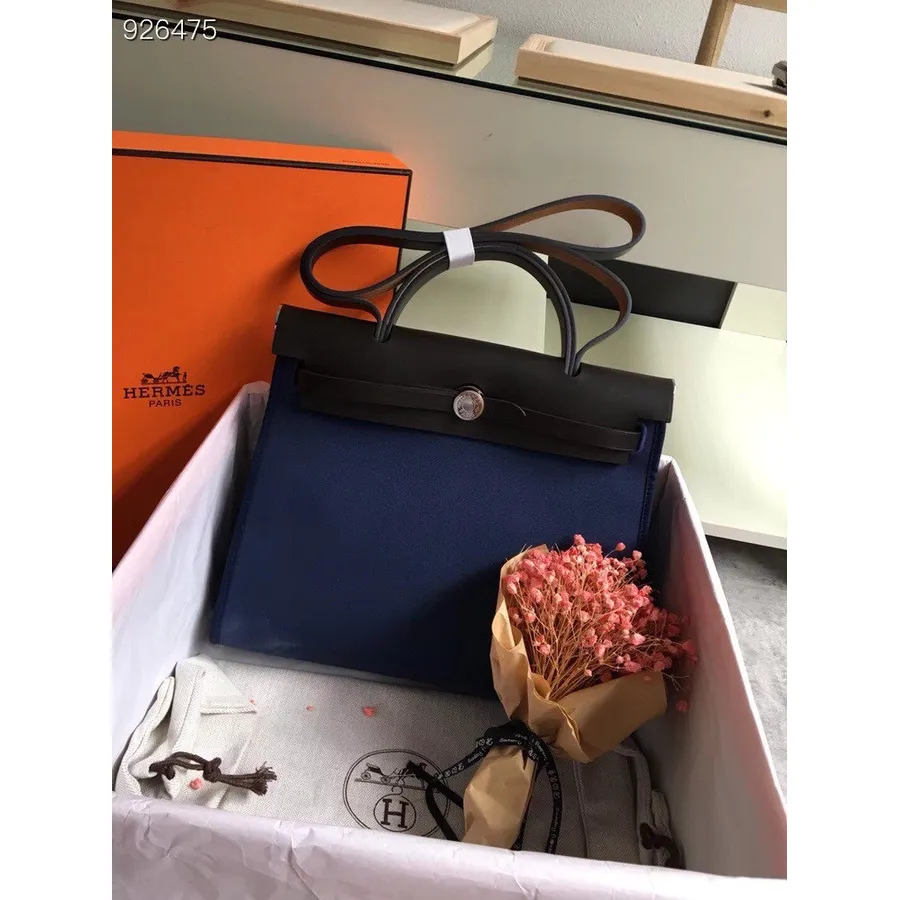 Hermes Toile H Herbag Zip Pm 31cm памучно платно паладиев хардуер, тъмносиньо/черно