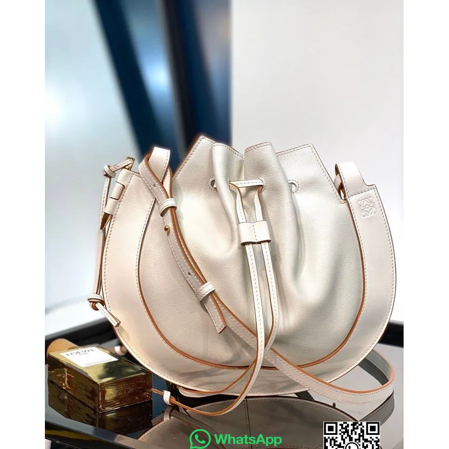 Loewe Bolsa Ferradura 28cm Couro De Bezerro Coleção Primavera/verão 2020, Branco