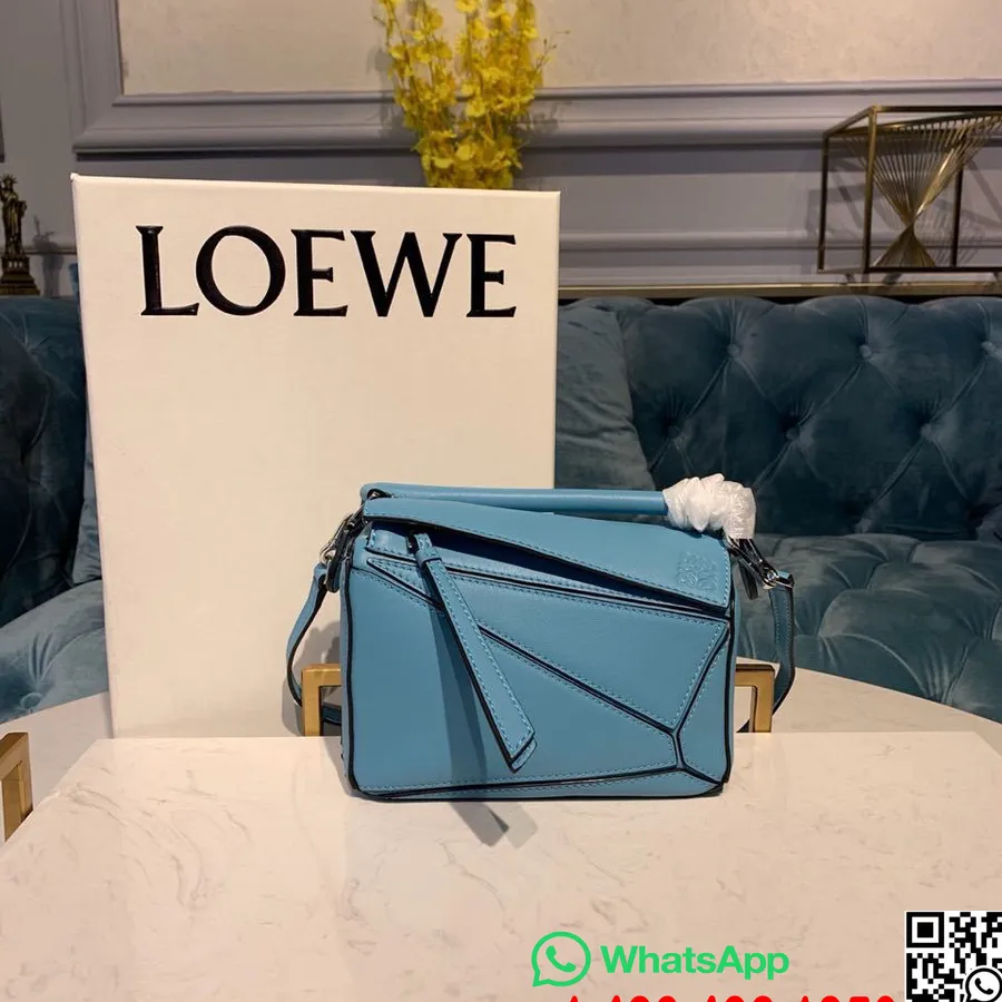 Loewe Mini Puzzle Bag 18cm Couro De Bezerro Coleção Primavera/verão 2020, Azul Claro