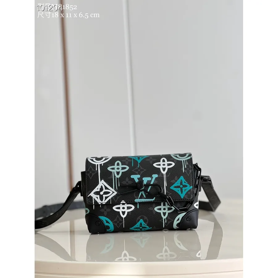 Louis Vuitton Steamer Tragbare Geldbörse 18 Cm LV Graffiti-Grünes Leder Herbst/Winter 2022-Kollektion M81852, Epicea/Gletscher