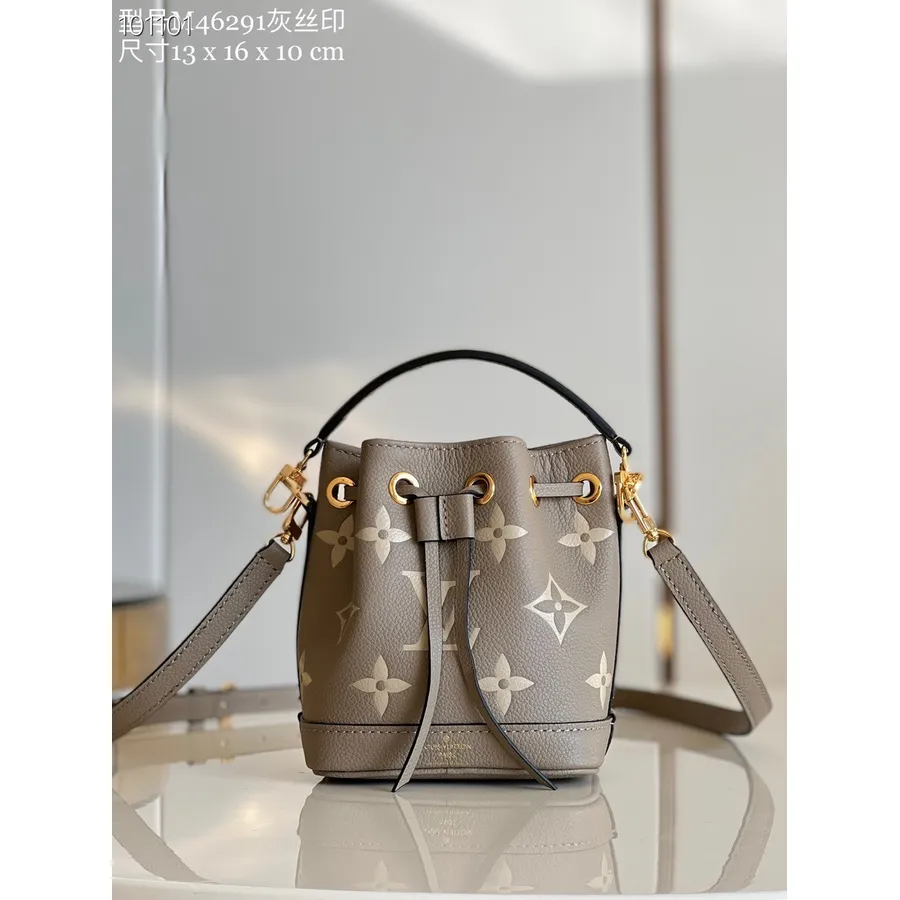 Louis Vuitton Nano Noe Beuteltasche 16 Cm Monogramm Empreinte Leder Herbst/winter 2022 Kollektion M46291, Tourterelle Grau/creme