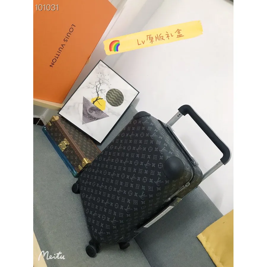 Louis Vuitton Horizon 55 Gepäcktrolley Monogram Eclipse Canvas Herbst/Winter 2022 Kollektion M23002, Schwarz