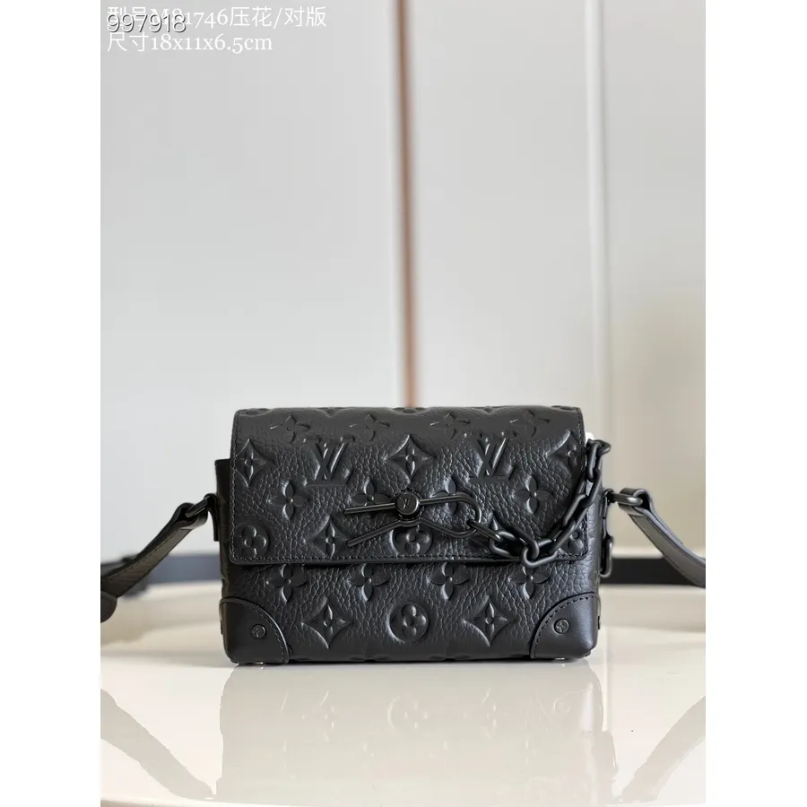 Cartera Portátil Louis Vuitton Steamer 18cm Piel Repujada Taurillon Colección Otoño/invierno 2022 M81746, Negro