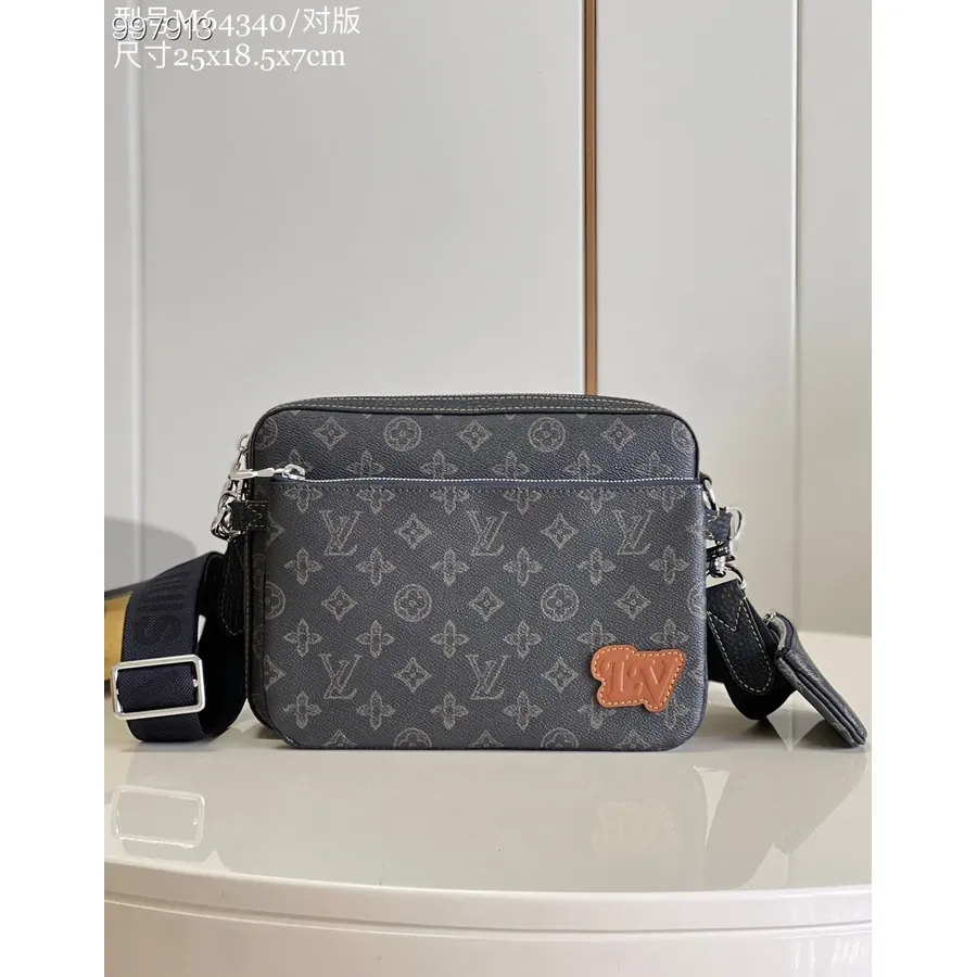 Bolso Mensajero Louis Vuitton Trío 25cm Monograma Eclipse/monograma Eclipse Lona Inversa Cuero Colección Otoño/invierno 2022 M64