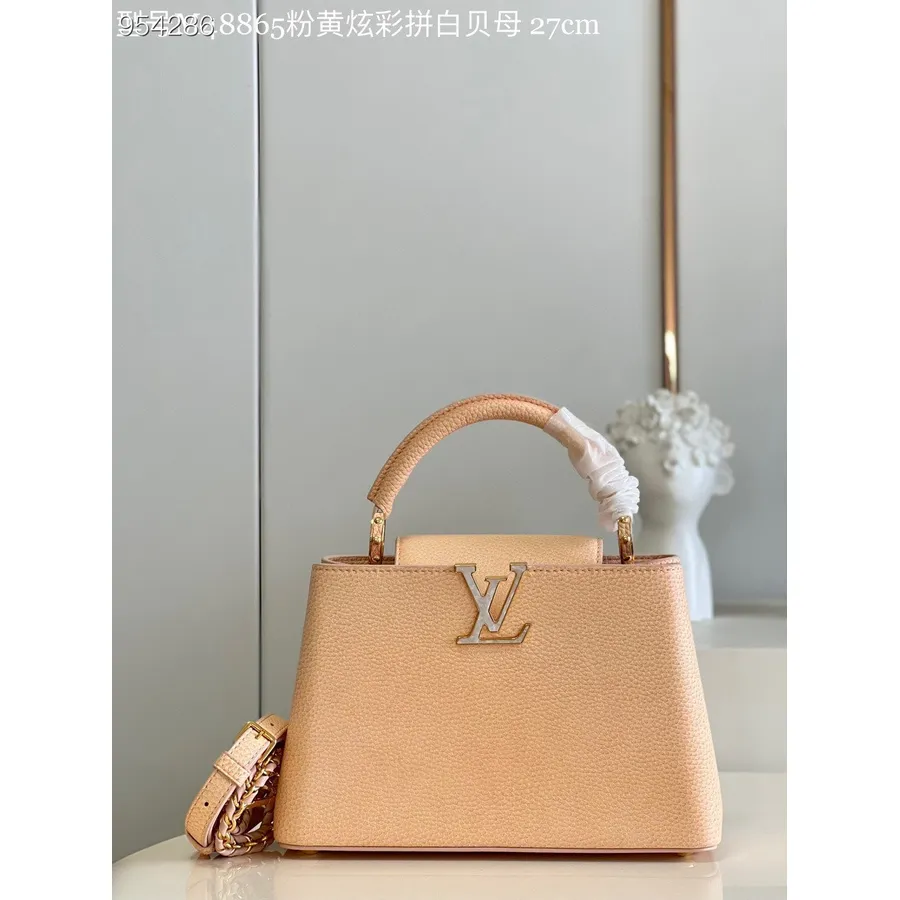 Louis Vuitton Capucines Bb Bag 27cm Glanzend Effect Taurillon Leer Lente/zomer 2022 Collectie M48865, Geel