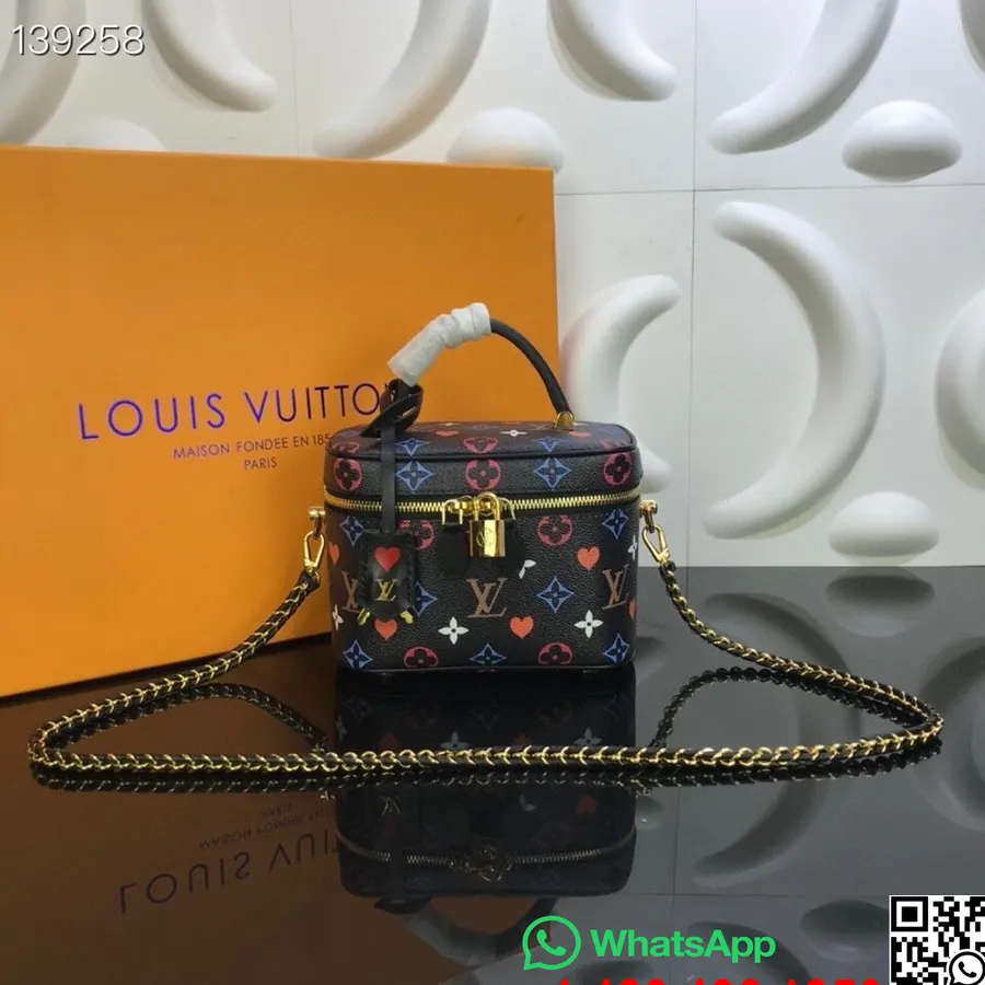 Louis Vuitton Kolekcija Za Poker M45163, Platnena Torba S Monogramom Od 22 Cm, Cruise 2021.