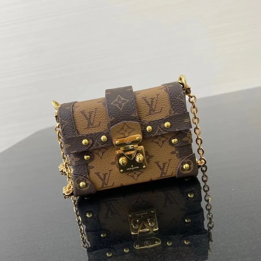 Louis Vuitton Mini Trunk Essentials Torbica Z Obeskom Za Ključe 12 Cm Monogram Iz Platne Kolekcije Jesen/zima 2020, Rjava/rjava