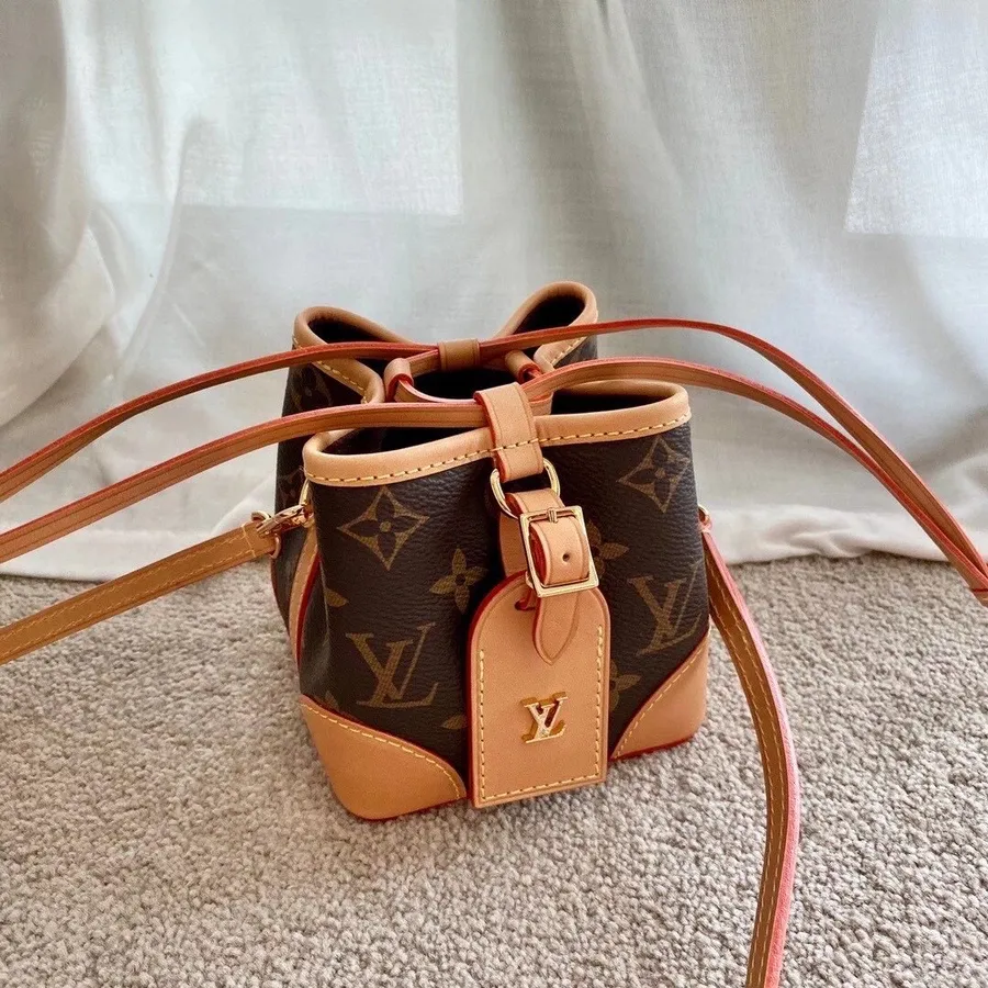 Louis Vuitton Mini Torebka Typu Bucket 12 Cm Płótno Z Monogramem, Kolekcja Jesień/zima 2020, Brązowa