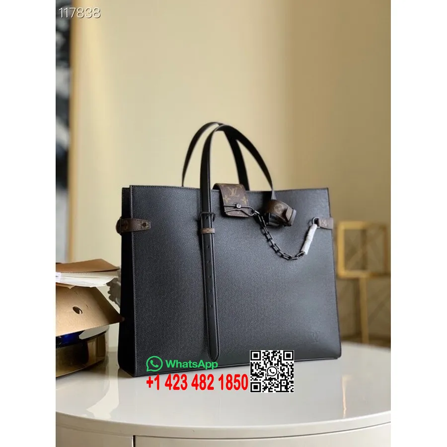 Tas Dokumen Louis Vuitton 42cm Taiga/monogram Kanvas Koleksi Musim Semi/musim Panas 2020 M30725, Hitam