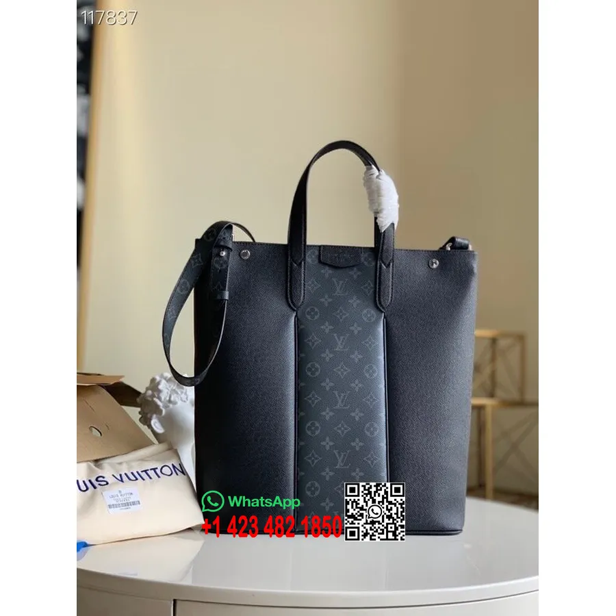 Louis Vuitton Tas Kurir Luar Ruangan 40cm Monogram Eclipse Kanvas Musim Semi/musim Panas 2020 Koleksi M30431, Hitam