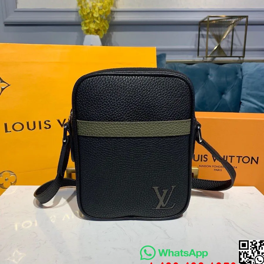 Louis Vuitton Danube Slim Pm City Bag 21cm Couro Taurillon Coleção Primavera/verão 2019 M55164, Preto