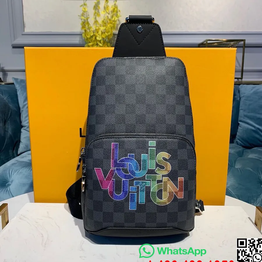 Louis Vuitton Discovery Nahrbtnik 30 Cm Damier Graphite Canvas Kolekcija Pomlad/poletje 2019 M41719, črna