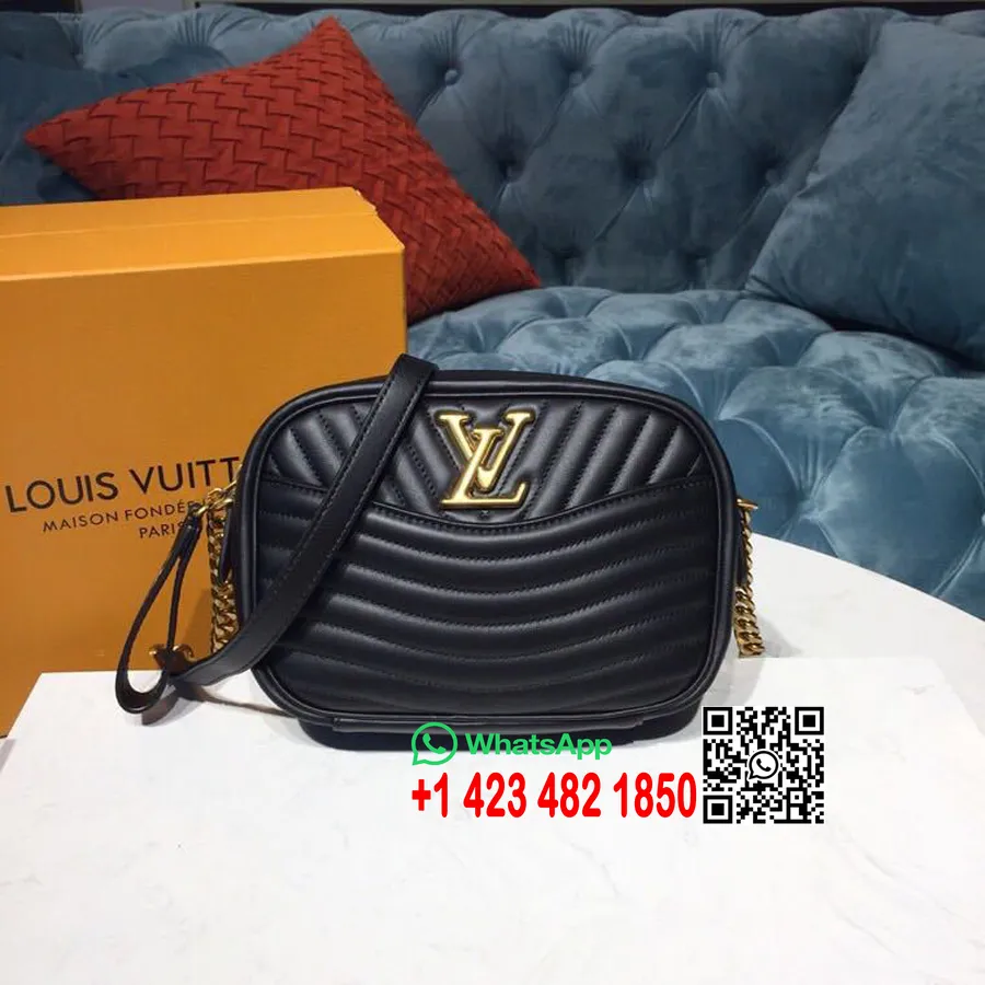 Louis Vuitton New Wave Kameraveske 22cm Vattert Kalveskinn Vår/sommer 2019 Kolleksjon M53682, Svart