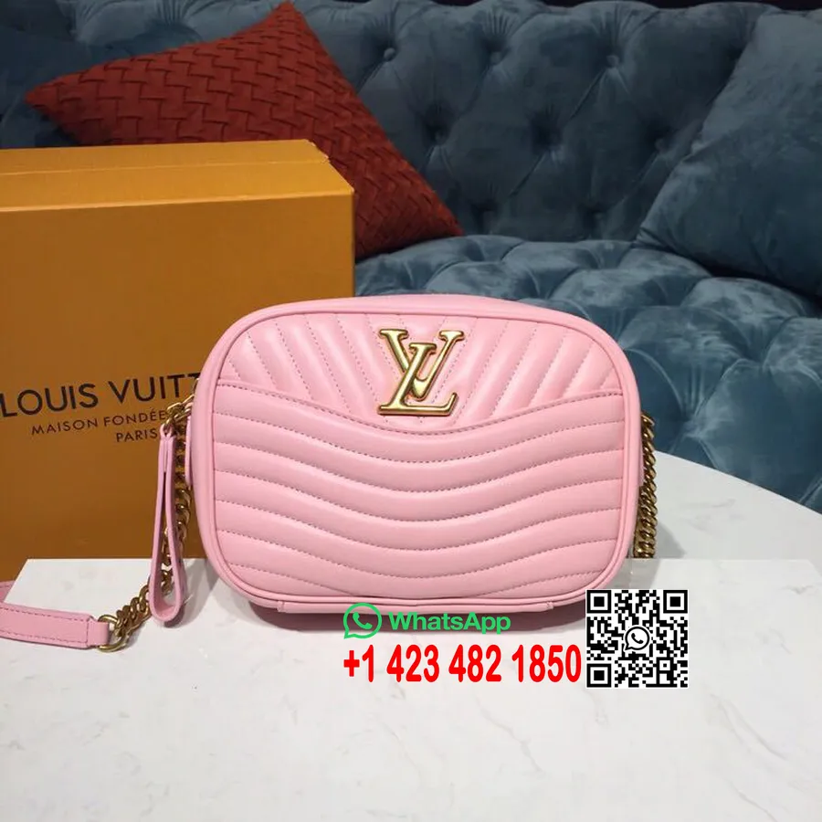 Louis Vuitton New Wave Kameraveske 22cm Vattert Kalveskinn Vår/sommer 2019 Kolleksjon M53683, Smoothie Rosa