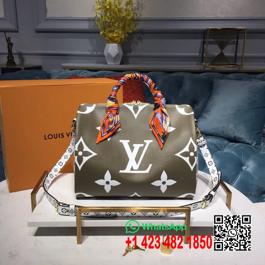 Louis Vuitton Speedy Bandouliere Táska 30 Cm-es Monogramos óriás Vászon 2019 Tavaszi/nyári Kollekció M44572, Krém