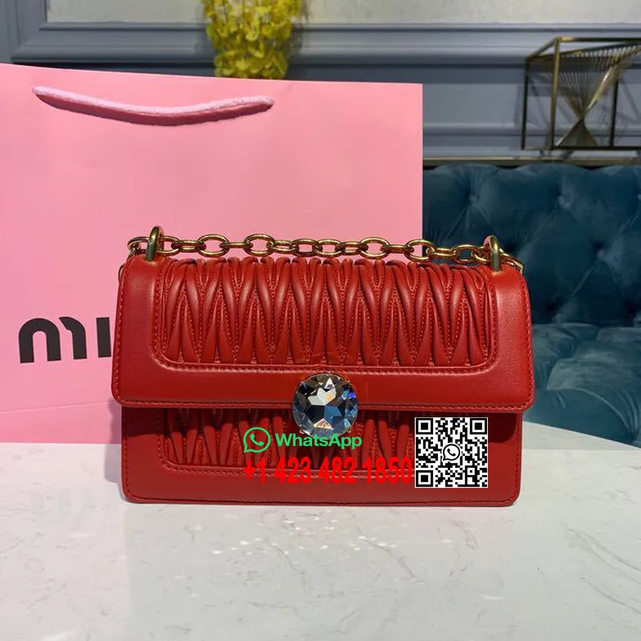 Miu Miu Solitaire Matelasse Sac 24cm 5bd130 Cuir De Veau Nappa Collection Printemps/été 2019, Rouge