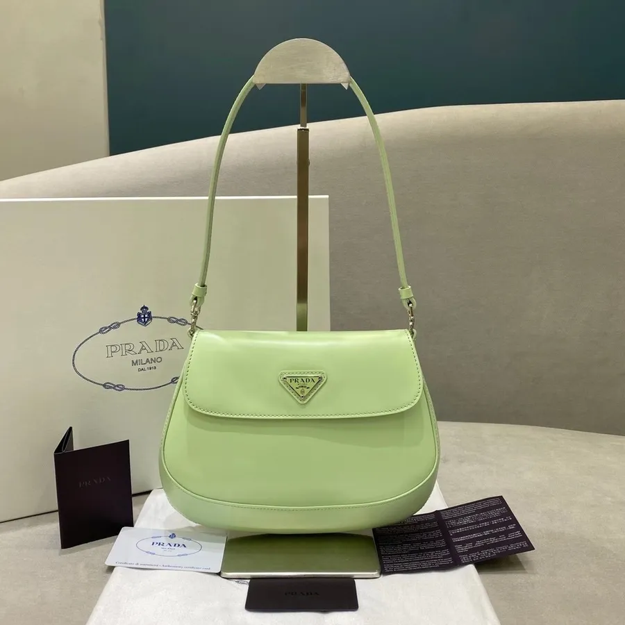 Prada řetízková Hobo Taška 24cm 1bd313 Teletina Kůže Cruise 2021 Kolekce, Limetka