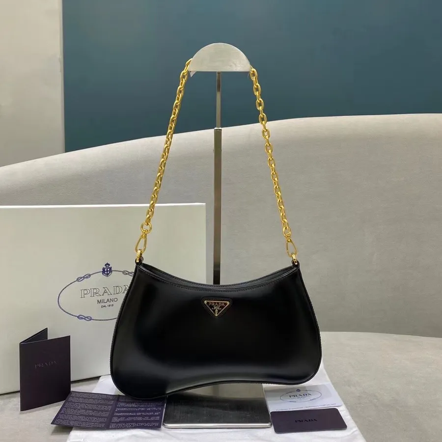 Prada Ketju Hobo Laukku 24cm 1bd312 Vasikkanahkainen Nahkaristeily 2021 Kokoelma, Musta