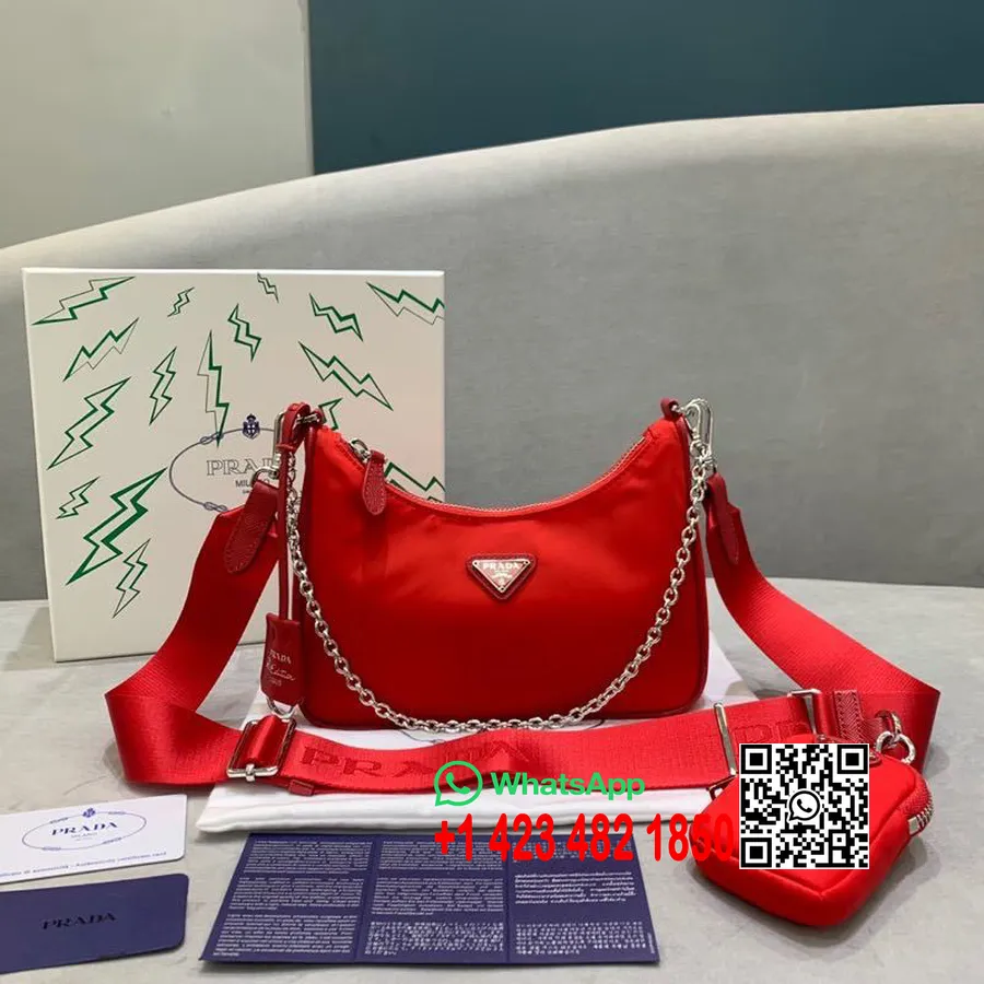 Prada Re-edition 2005 Nylon Hobo Bag 24cm Vår/sommer 2020 Kolleksjon, Rød