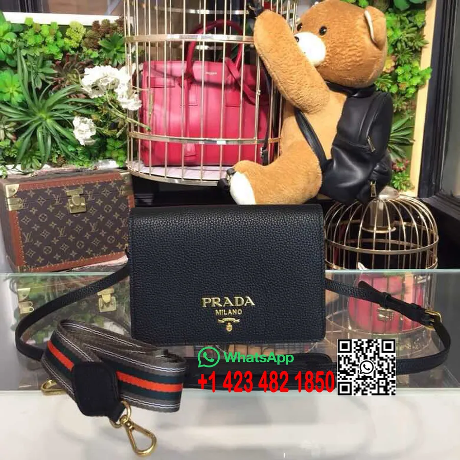 Prada Daino Skulderveske 20cm 1bd102 Kalveskinn Vår/sommer 2018 Kolleksjon Svart