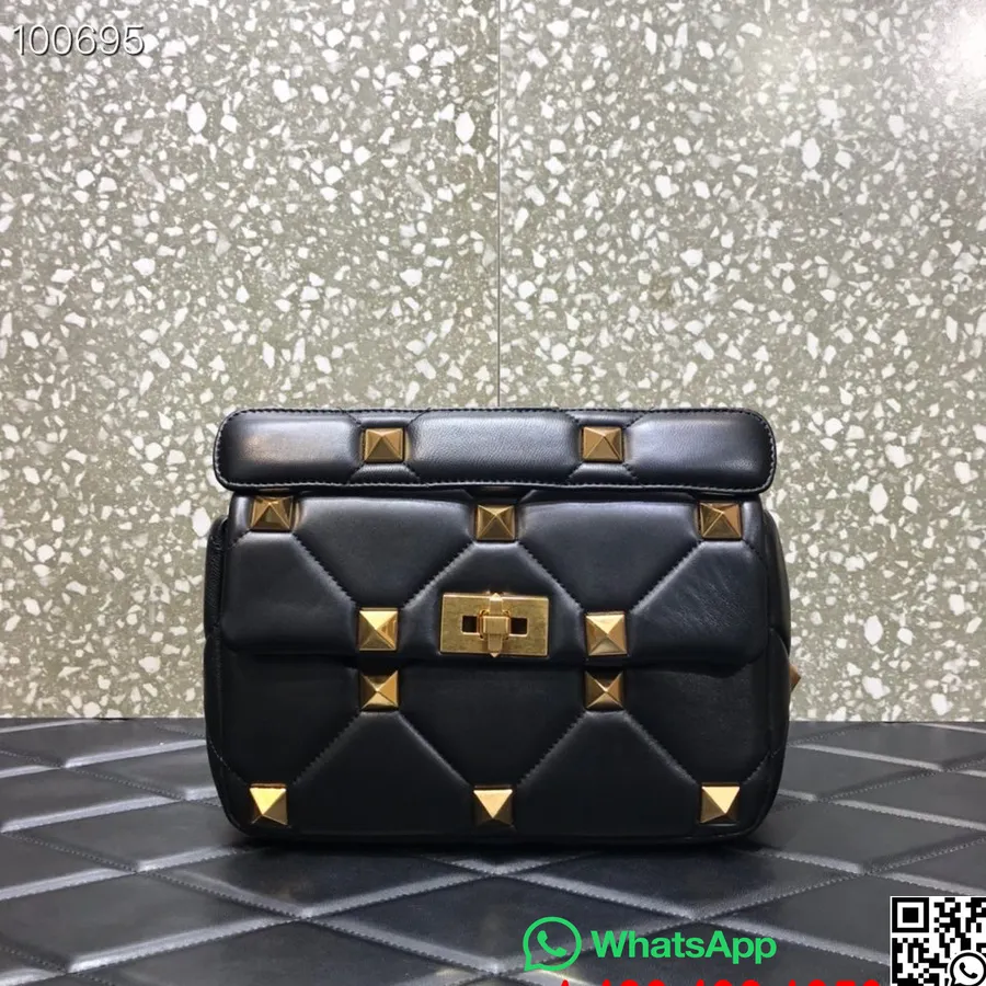 Valentino Garavani Medium Roman Stud Tas Bahu 25cm 1189s Dengan Rantai Kulit Domba Kulit Nappa Koleksi Musim Gugur/dingin 2022,