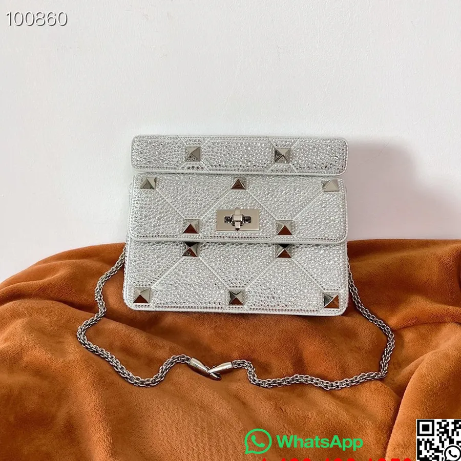 Valentino Garavani Roman Stud The Shoulder Bag 25cm Med Kjede Rhinestone Pyntet Lammeskinn Nappa Skinn Høst/vinter 2022 C